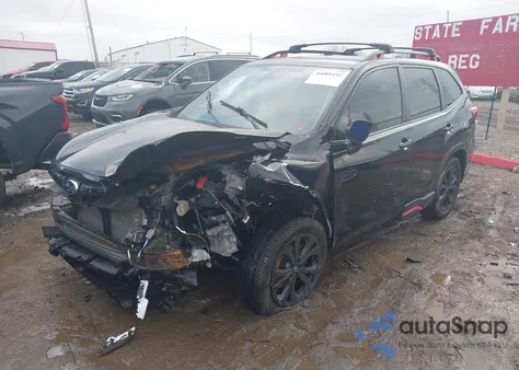 2021 Subaru Forester Sport z USA, uszkodzony, nr VIN JF2SKARC8MH527623